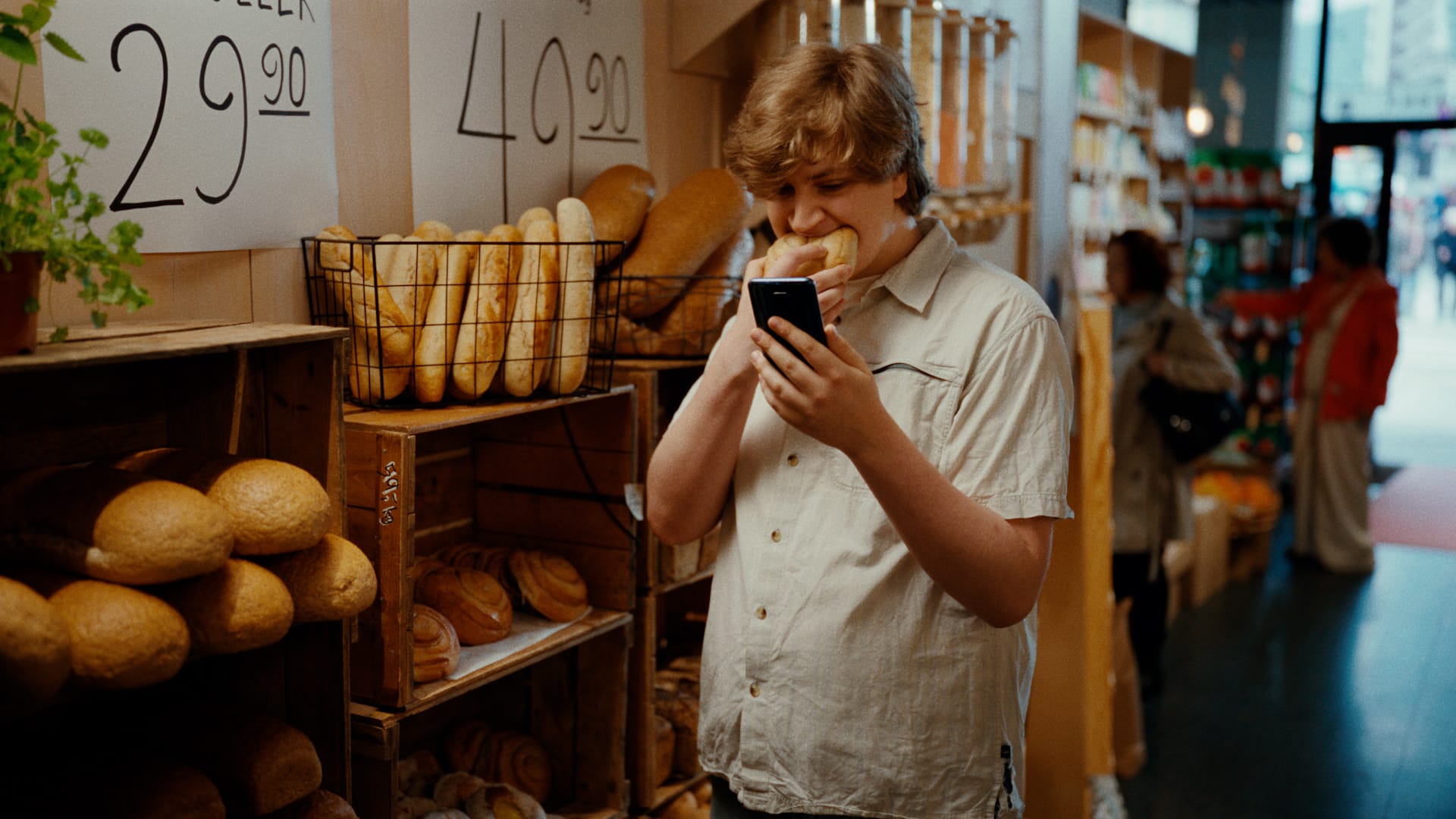 Skyss_Bolle_22s_YT+DS_16x9_1920x1080_ProRes 422HQ_-0db_14.06.24.a.00_00_04_19.Still007